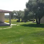 Majore Bed and Breakfast Όλμπια