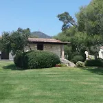 Majore Bed and Breakfast Όλμπια
