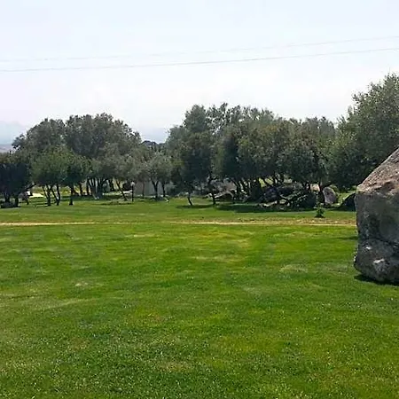 Alojamento de Acomodação e Pequeno-almoço Majore Olbia